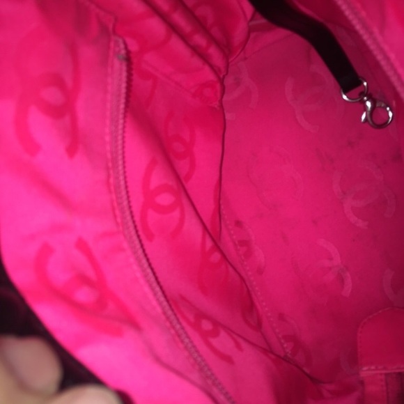 Authentic Chanel - Picture 3 of 5